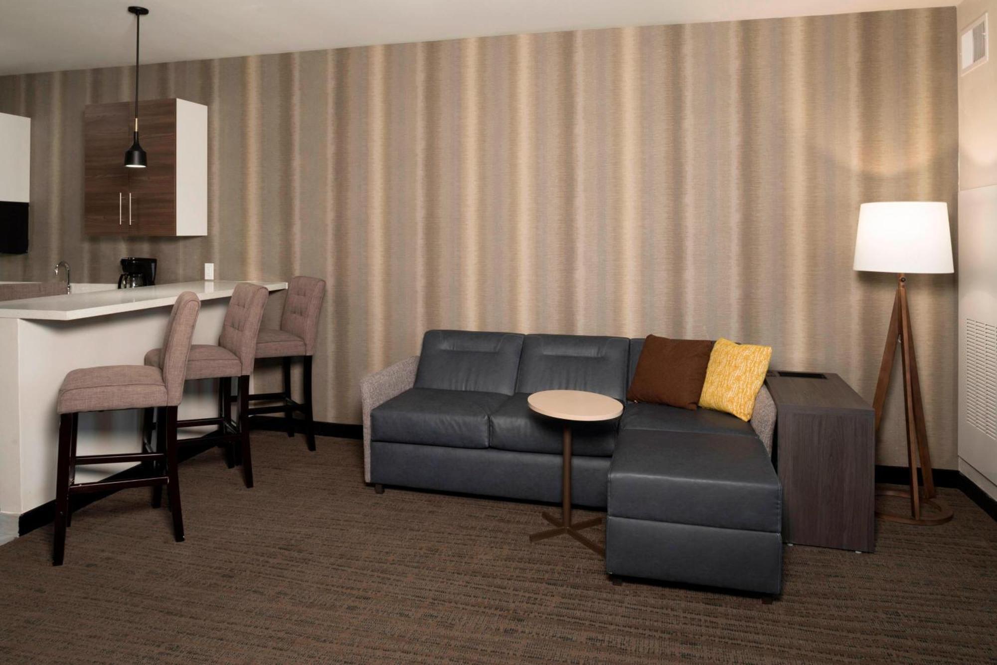 Residence Inn By Marriott Tulsa Downtown Exterior photo
